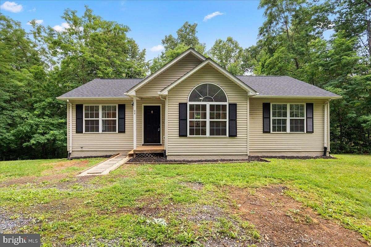1.76 Acres of Land with Home for Sale in Linden, Virginia