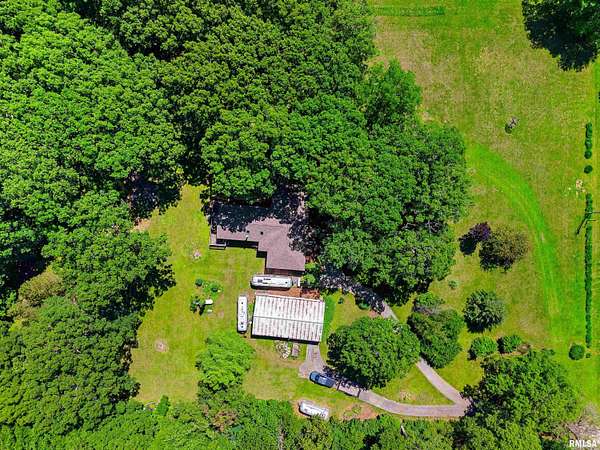 35.4 Acres of Recreational Land with Home for Sale in Washington, Illinois
