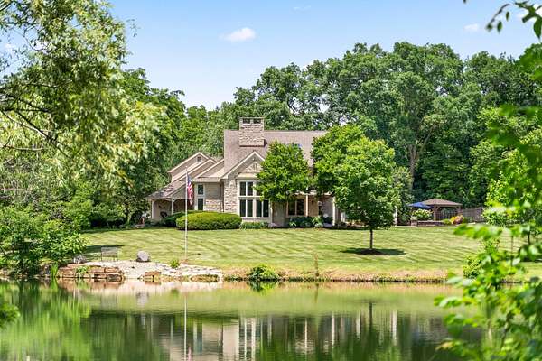 2.52 Acres of Land with Home for Sale in Powell, Ohio