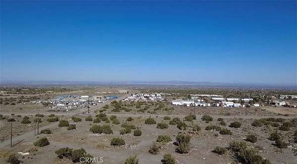 2 Acres of Land for Sale in Piñon Hills, California