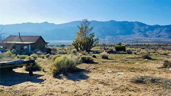 20 Acres of Land for Sale in Weldon, California