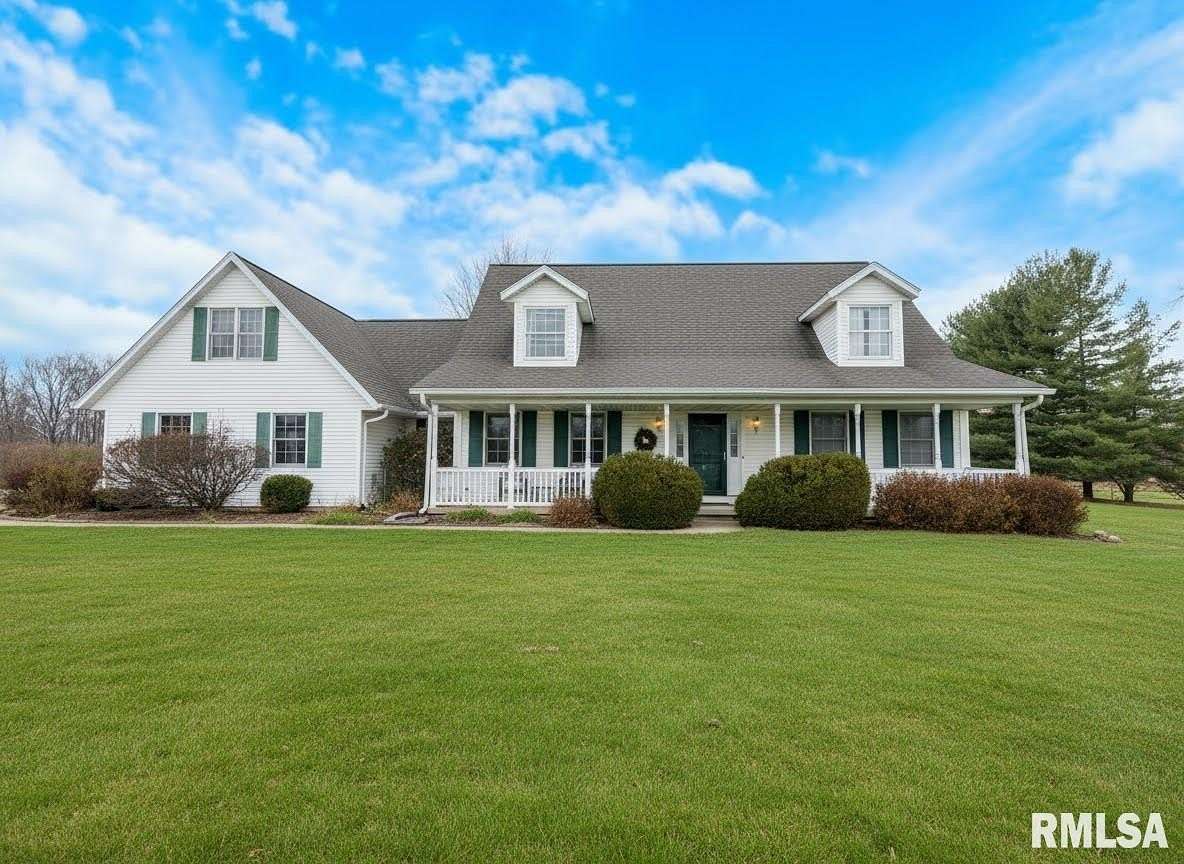 3.15 Acres of Land with Home for Sale in Washington, Illinois
