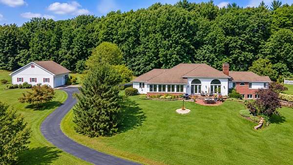 5.9 Acres of Land with Home for Sale in New London, Wisconsin