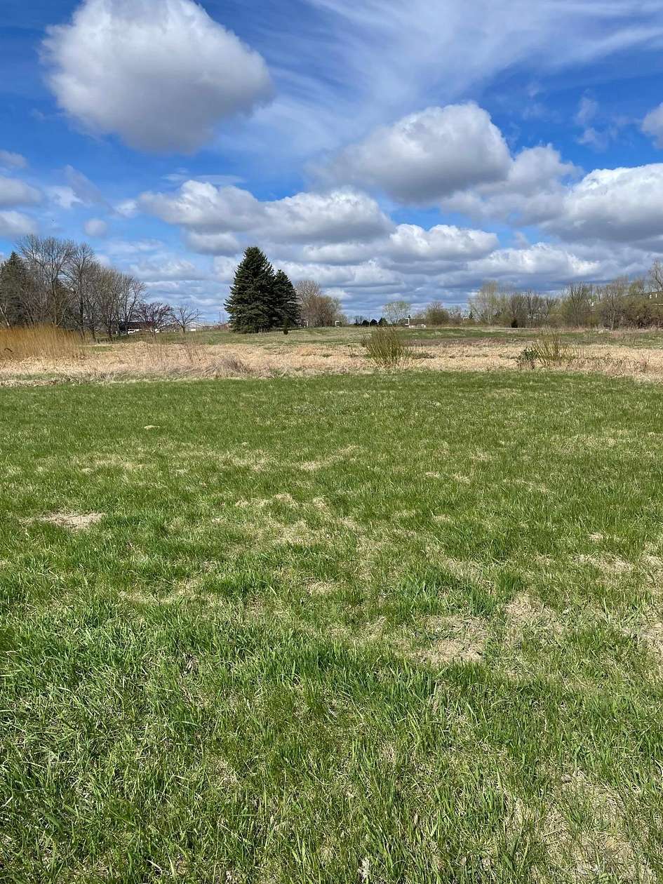 3.25 Acres of Land for Sale in Alexandria, Minnesota