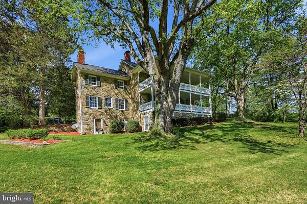 5.64 Acres of Land with Home for Sale in Hamilton, Virginia