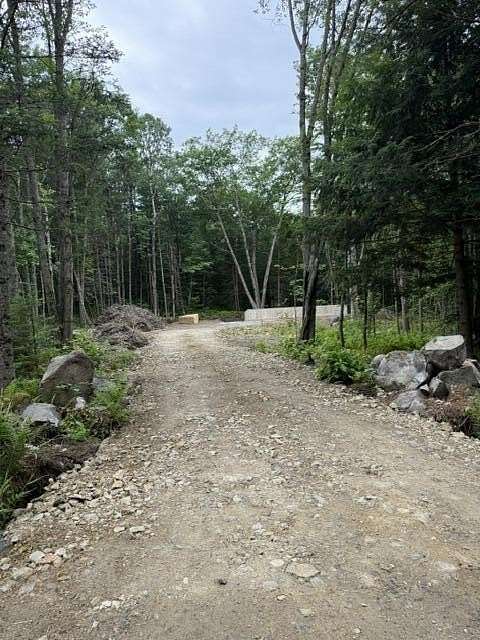 3 Acres of Land with Home for Sale in Waldoboro, Maine