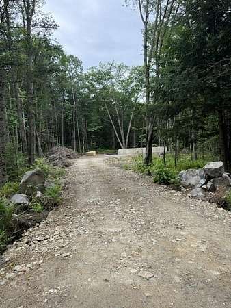3 Acres of Land with Home for Sale in Waldoboro, Maine