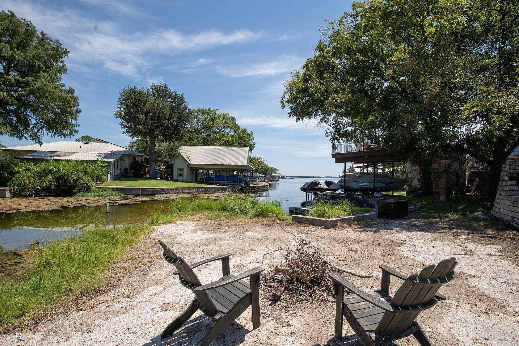 0.86 Acres of Land for Sale in Granite Shoals, Texas