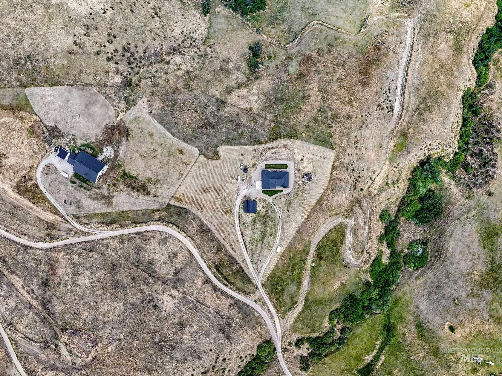 20 Acres of Land with Home for Sale in Horseshoe Bend, Idaho