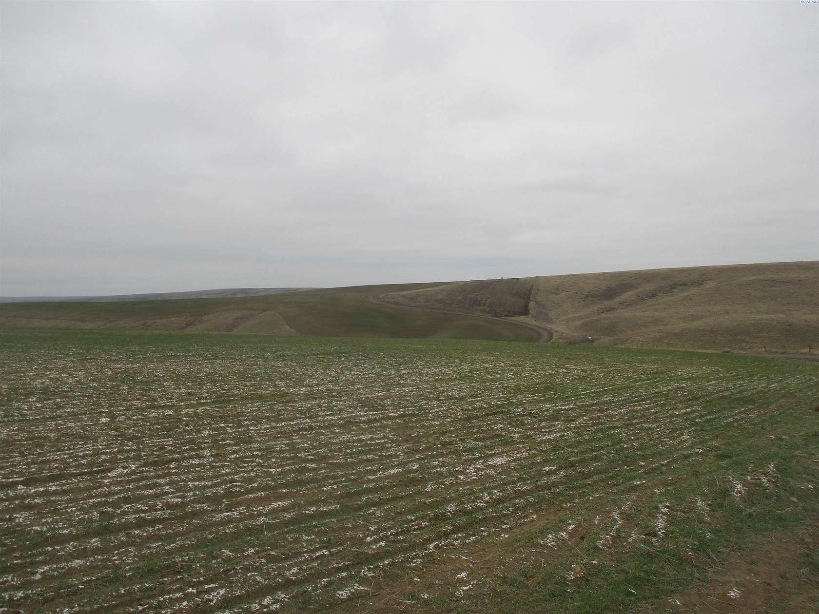 632 Acres of Agricultural Land for Sale in Kahlotus, Washington