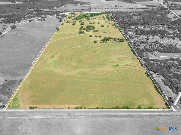 107 Acres of Recreational & Residential Land for Sale in Gatesville, Texas