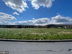 2.6 Acres of Residential Land for Sale in Douglassville, Pennsylvania