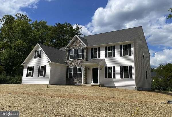 2.6 Acres of Land with Home for Sale in Douglassville, Pennsylvania