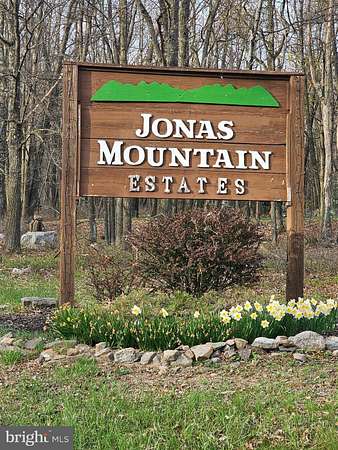 1 Acre of Residential Land for Sale in Albrightsville, Pennsylvania