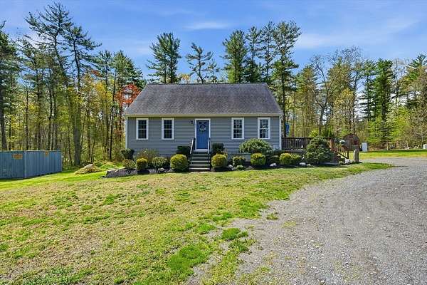 2.33 Acres of Land with Home for Sale in Bridgewater, Massachusetts