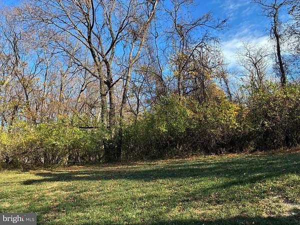 3.2 Acres of Mixed-Use Land for Sale in Clarksburg, Maryland