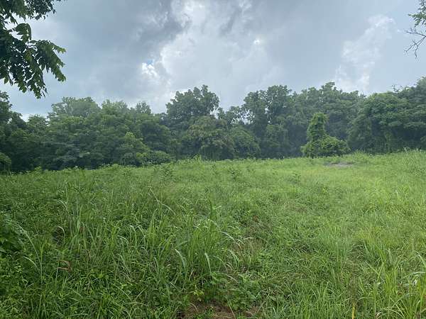 0.89 Acres of Residential Land for Sale in Pulaski, Tennessee