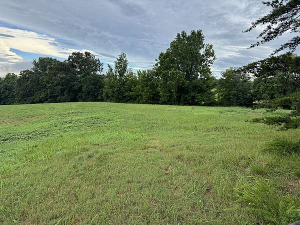 5 Acres of Residential Land for Sale in Smithville, Tennessee