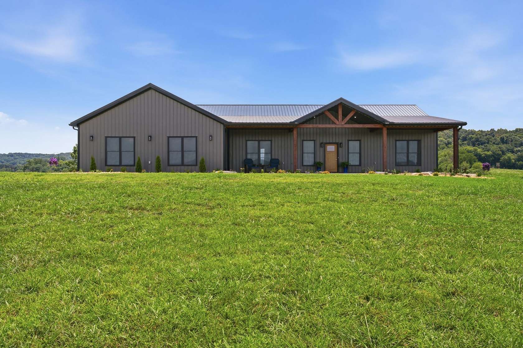 5 Acres of Land with Home for Sale in Lebanon, Tennessee