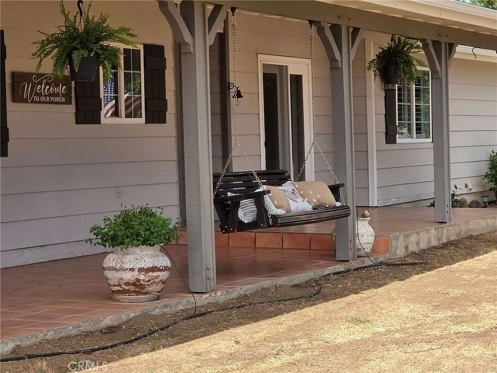 3.6 Acres of Land with Home for Sale in Leona Valley, California