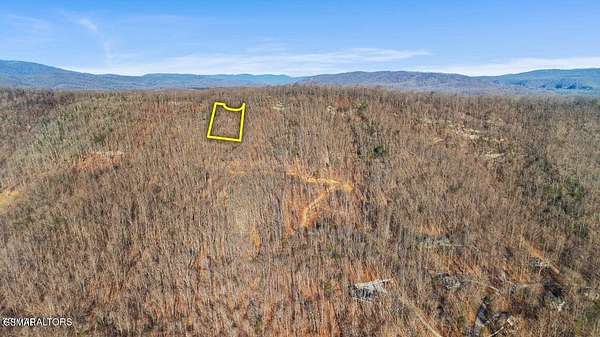 2 Acres of Residential Land for Sale in Jacksboro, Tennessee