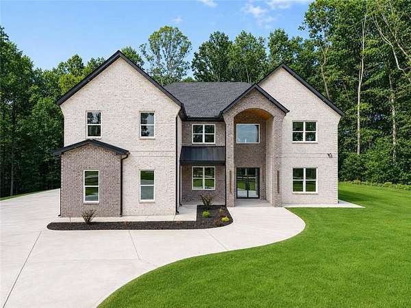 3.2 Acres of Land with Home for Sale in Commerce, Georgia