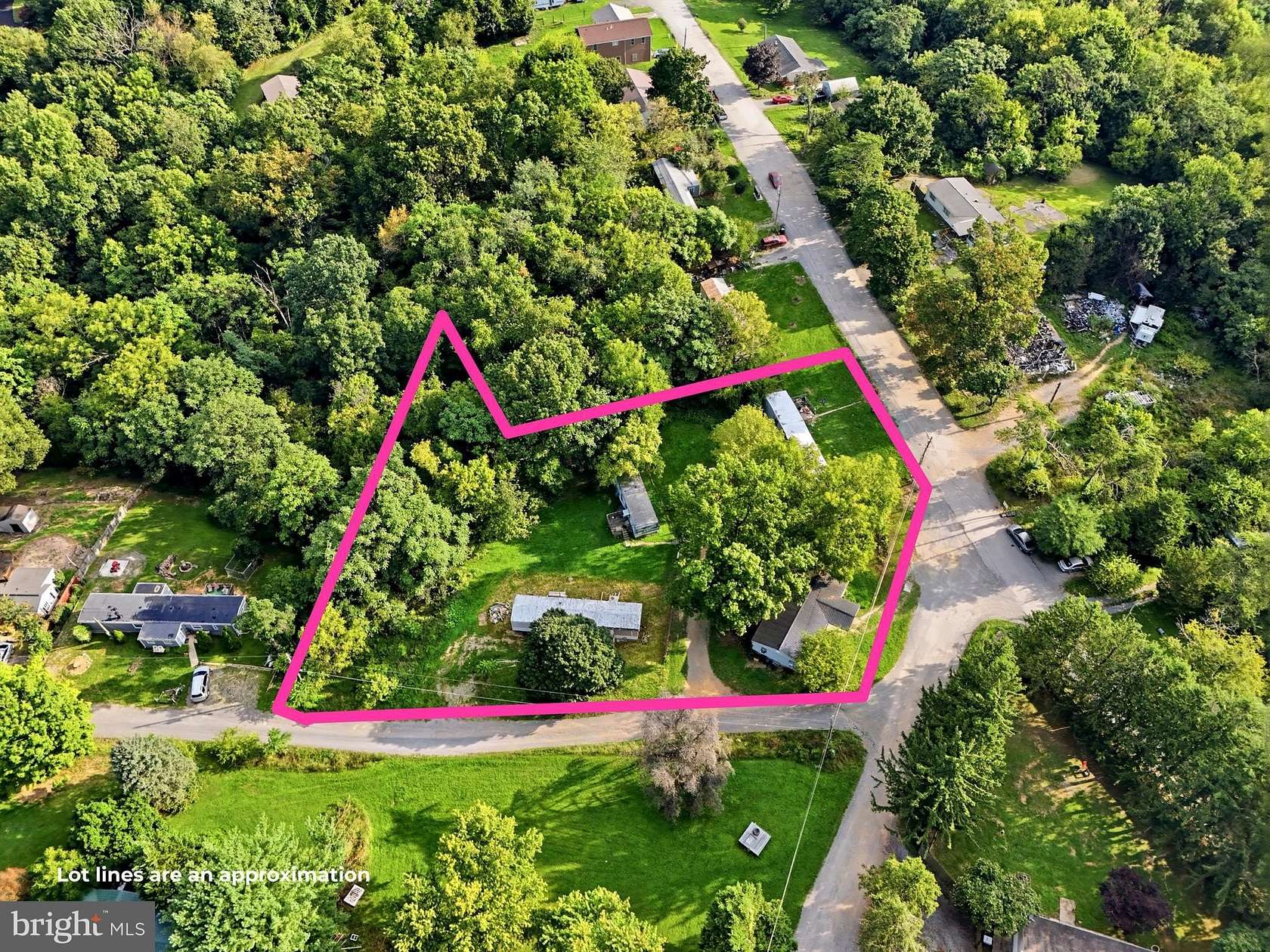 1 Acre of Mixed-Use Land for Sale in Falling Waters, West Virginia