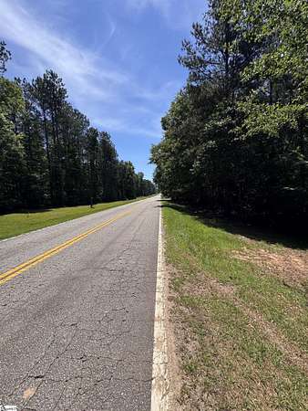 5 Acres of Residential Land for Sale in Fountain Inn, South Carolina