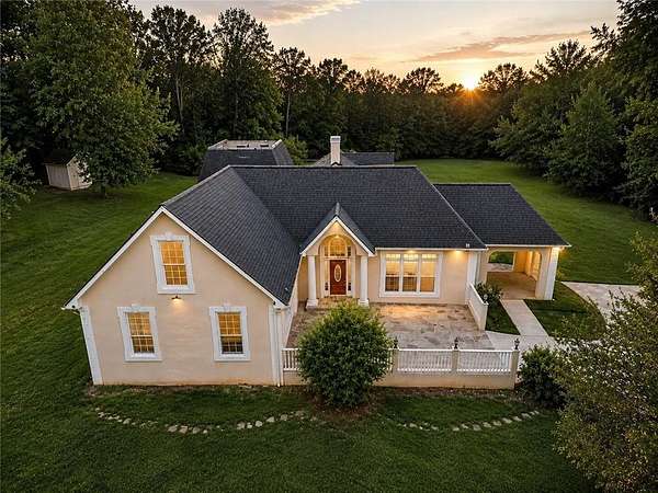 2.28 Acres of Land with Home for Lease in Milton, Georgia