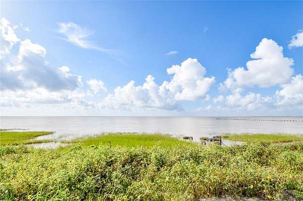 0.92 Acres of Land for Sale in Bayside, Texas