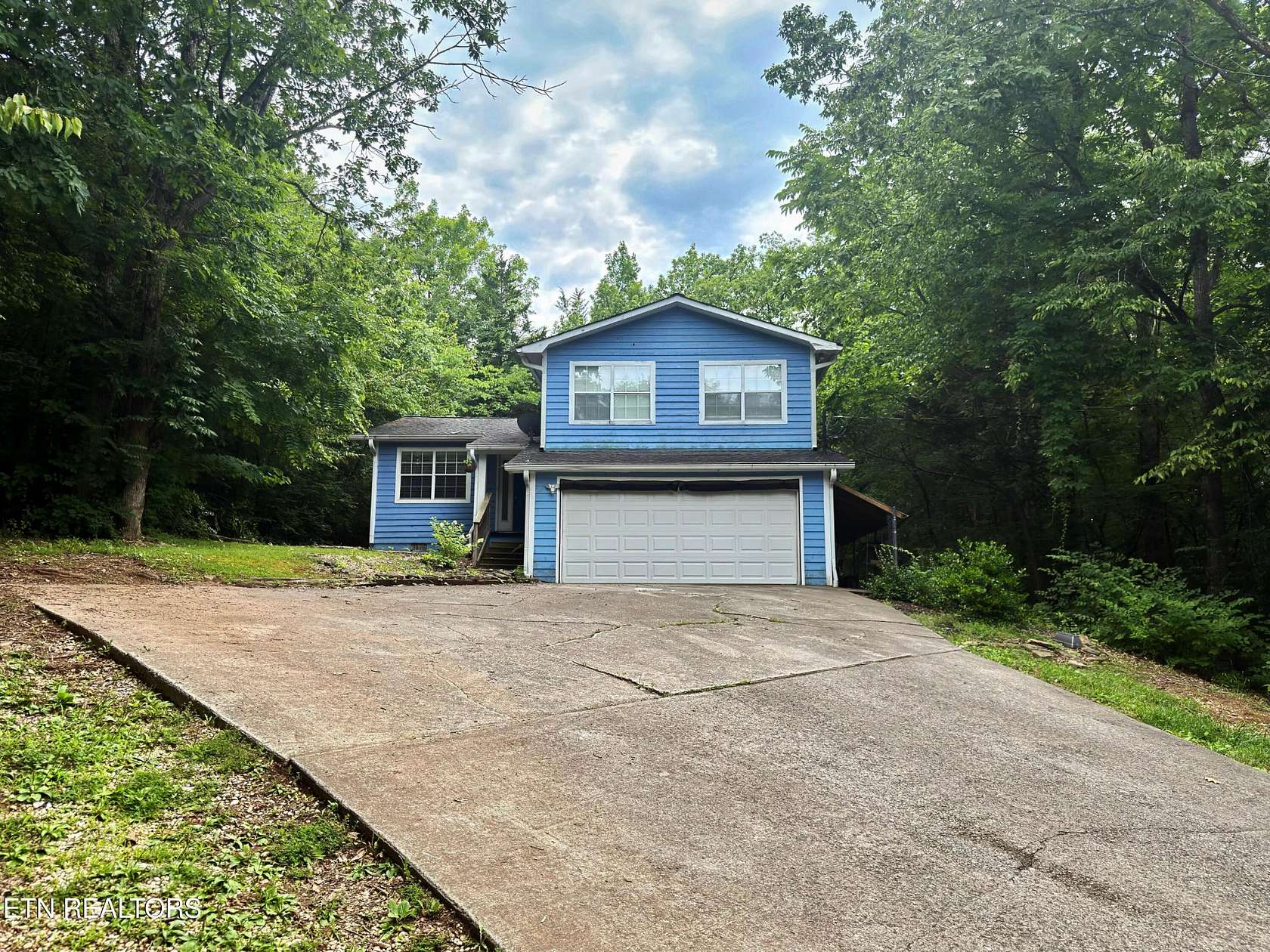1.66 Acres of Land with Home for Sale in Knoxville, Tennessee