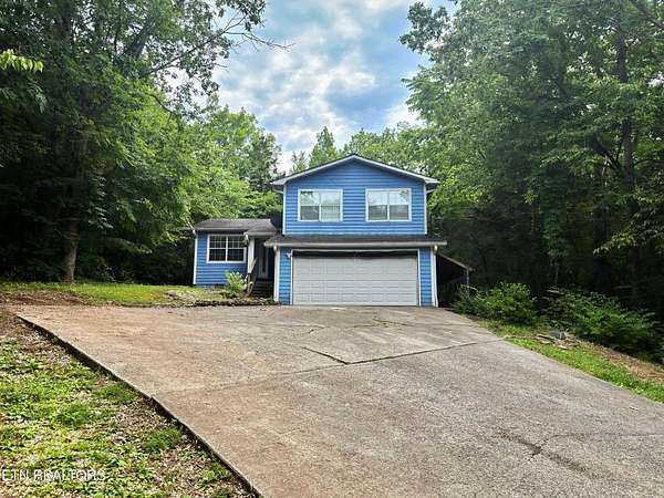 1.66 Acres of Land with Home for Sale in Knoxville, Tennessee