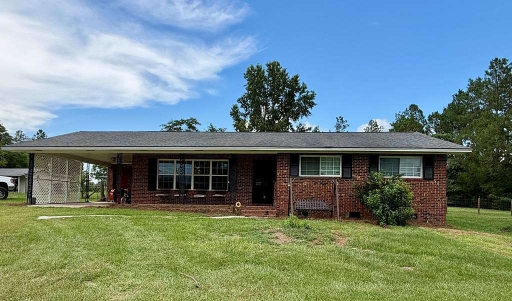 3 Acres of Land with Home for Sale in Tifton, Georgia