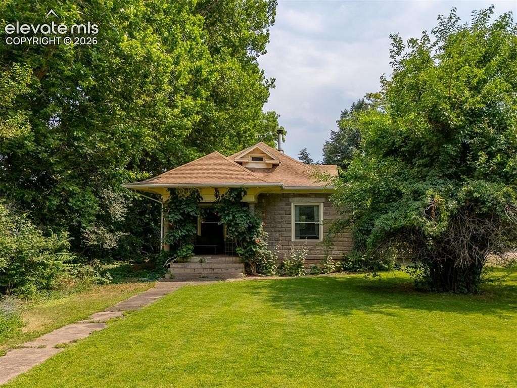 2.67 Acres of Land with Home for Sale in Cañon City, Colorado