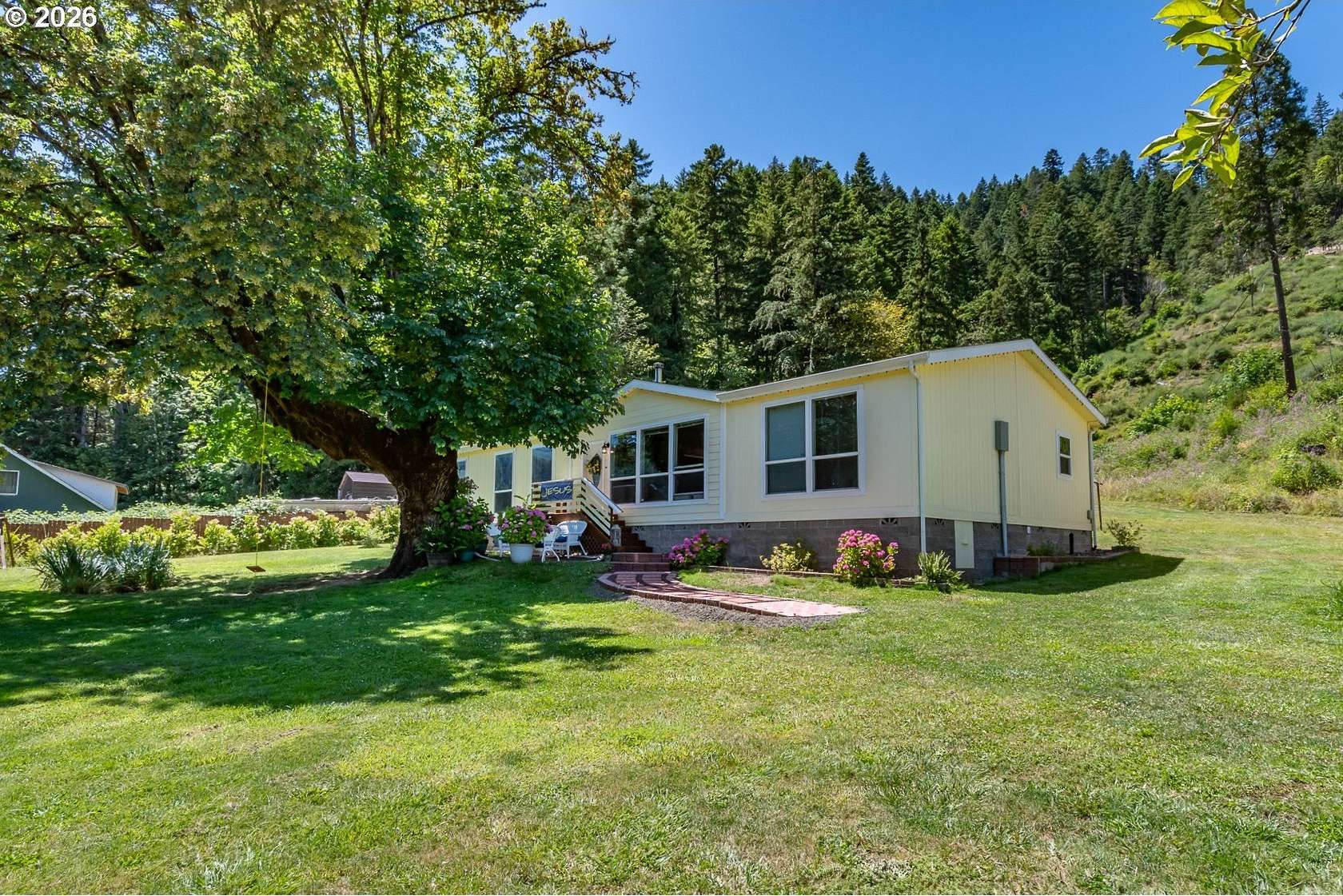 2 Acres of Land with Home for Sale in Umpqua, Oregon