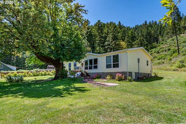 2 Acres of Land with Home for Sale in Umpqua, Oregon