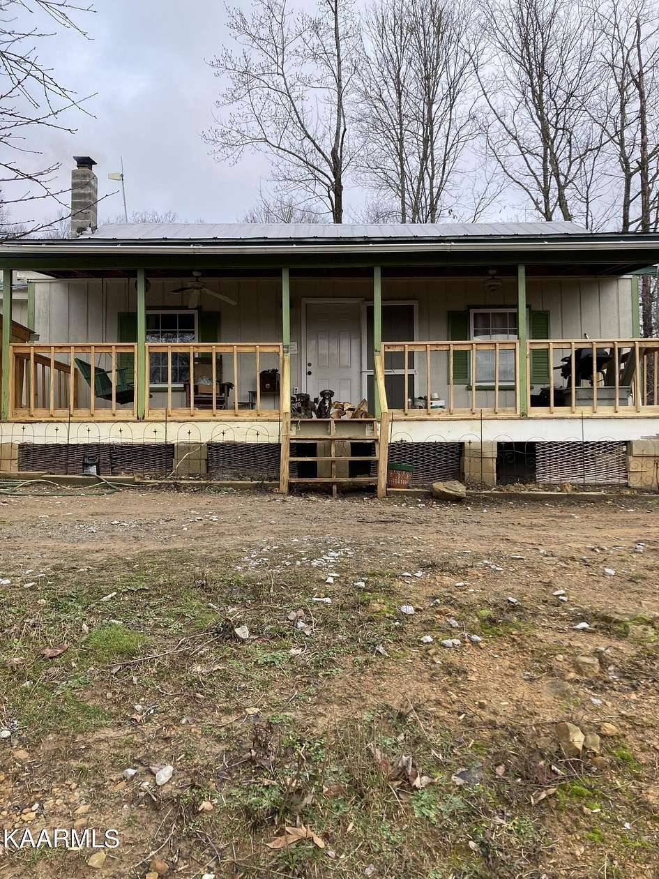 14 Acres of Land with Home for Sale in Sneedville, Tennessee