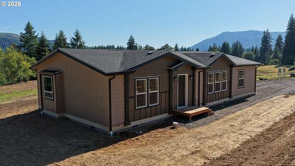 2.59 Acres of Land with Home for Sale in Ariel, Washington