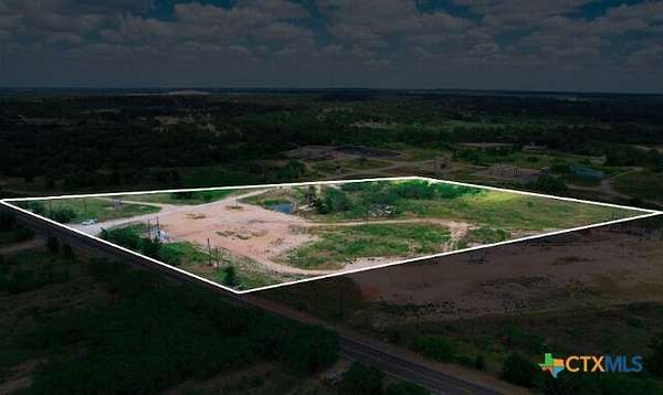 9.23 Acres of Mixed-Use Land for Sale in Kingsbury, Texas