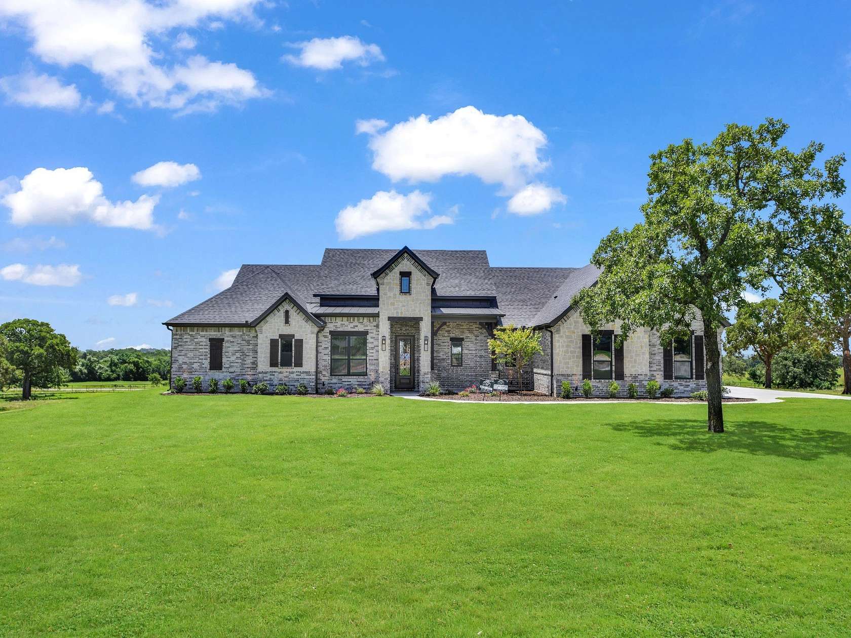 2.18 Acres of Land with Home for Sale in Decatur, Texas