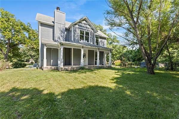 5.8 Acres of Land with Home for Sale in Williamsburg, Kansas