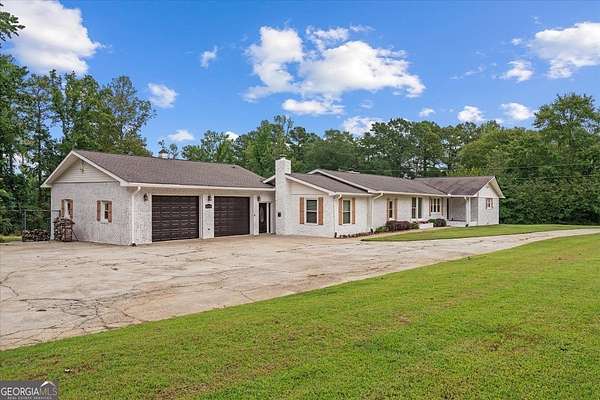 2.78 Acres of Land with Home for Sale in Carrollton, Georgia