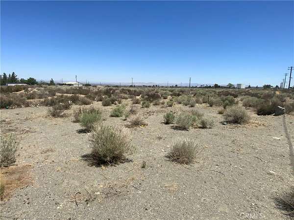 2.5 Acres of Land for Sale in Landers, California