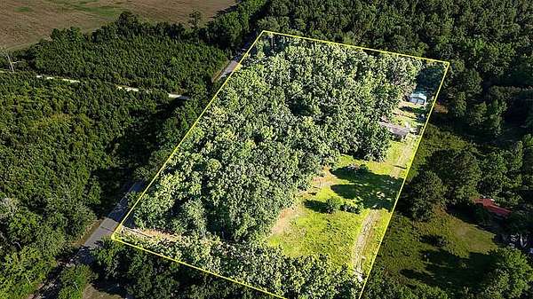 6 Acres of Land with Home for Sale in Round O, South Carolina
