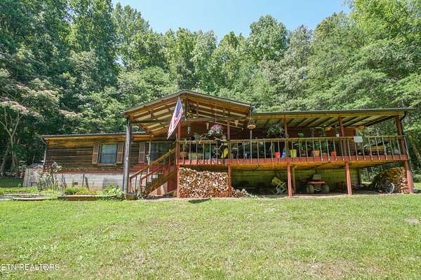 1.74 Acres of Land with Home for Sale in Maryville, Tennessee