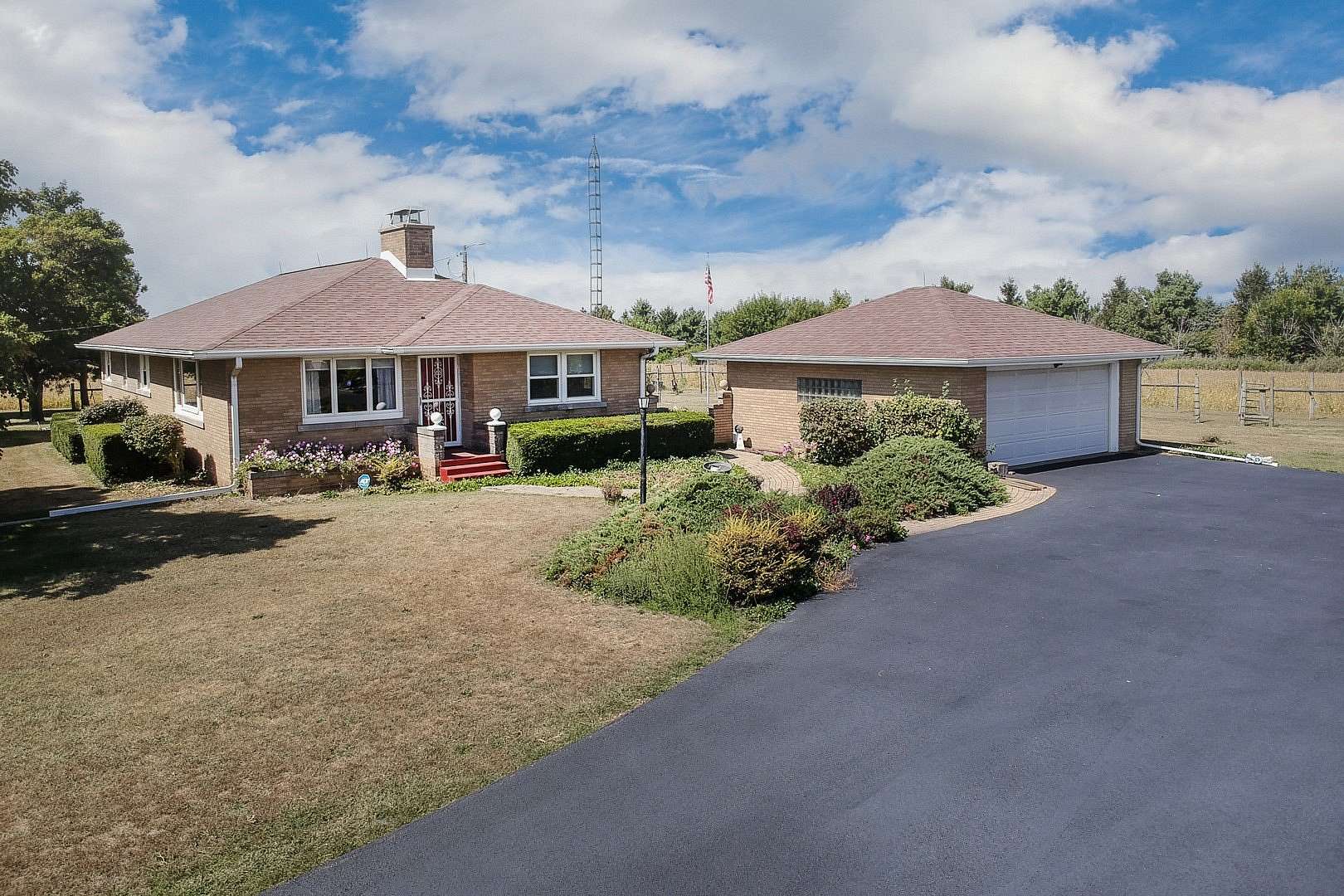 1.65 Acres of Land with Home for Sale in Le Roy, Illinois