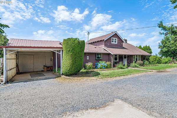 2.25 Acres of Land with Home for Sale in Woodburn, Oregon