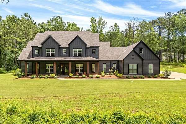 4.52 Acres of Land with Home for Sale in Camp Hill, Alabama