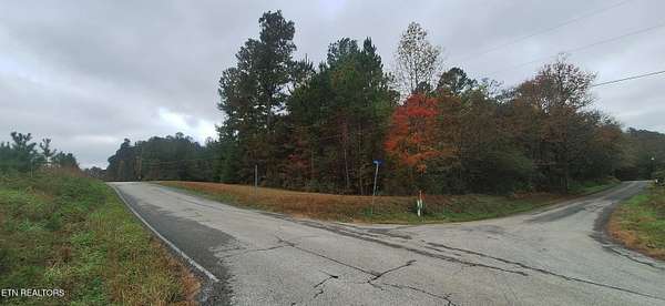 5.62 Acres of Residential Land for Sale in Madisonville, Tennessee