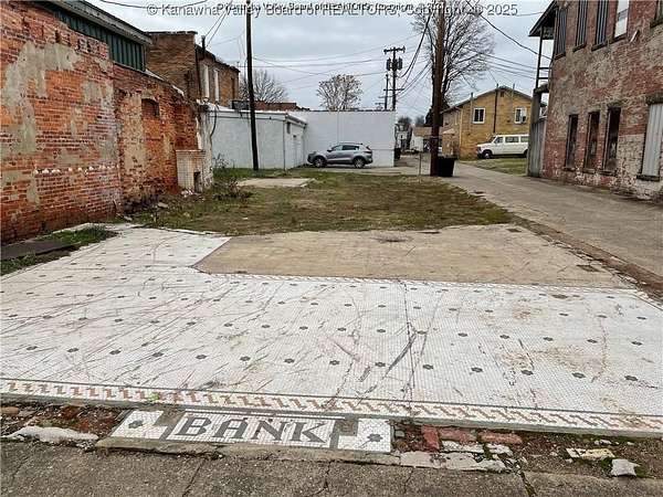 0.05 Acres of Commercial Land for Sale in Ravenswood, West Virginia